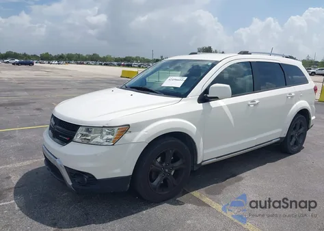 2018 Dodge Journey Crossroad z USA, uszkodzony, nr VIN 3C4PDCGG8JT515629